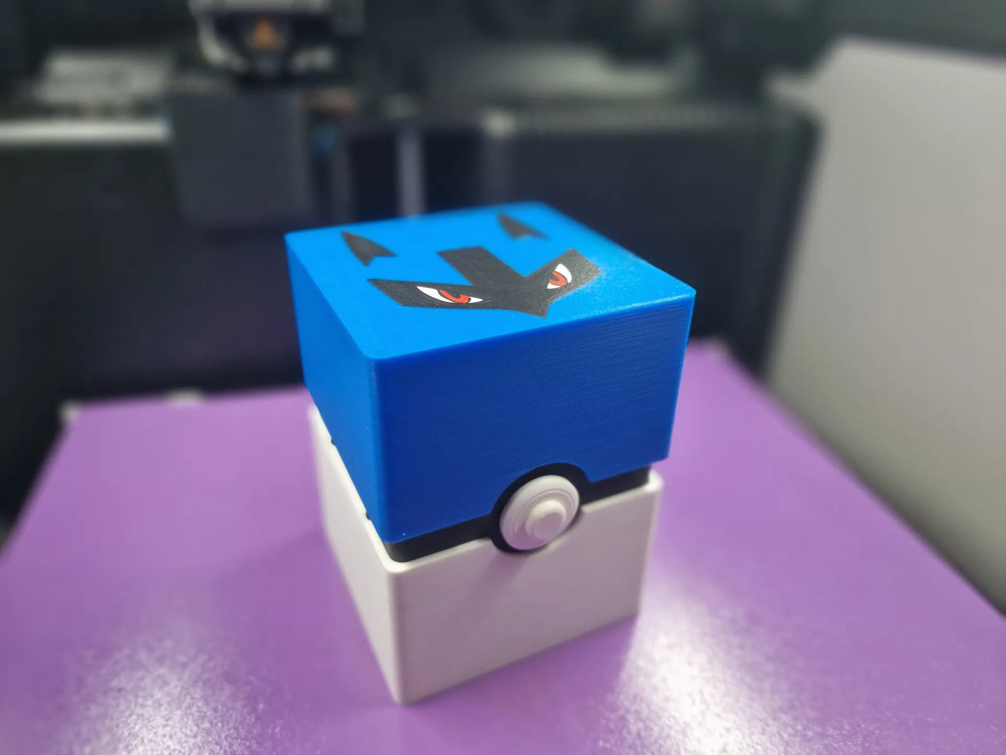 Caja para Mazos de Pokémon Lucario