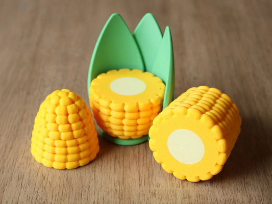 Maíz Magnético Cortable impreso en 3D con piezas magnéticas para cocinitas infantiles y juegos de cocina.