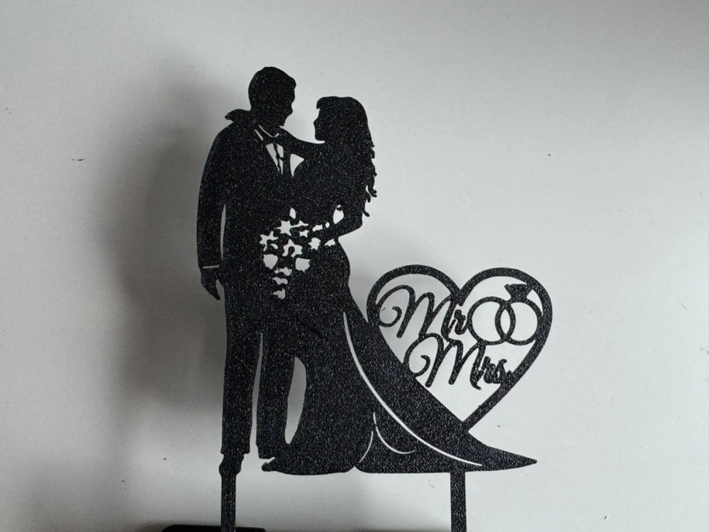 Topper para Tarta de Boda impreso en 3D con diseño elegante para decorar la tarta de una boda.