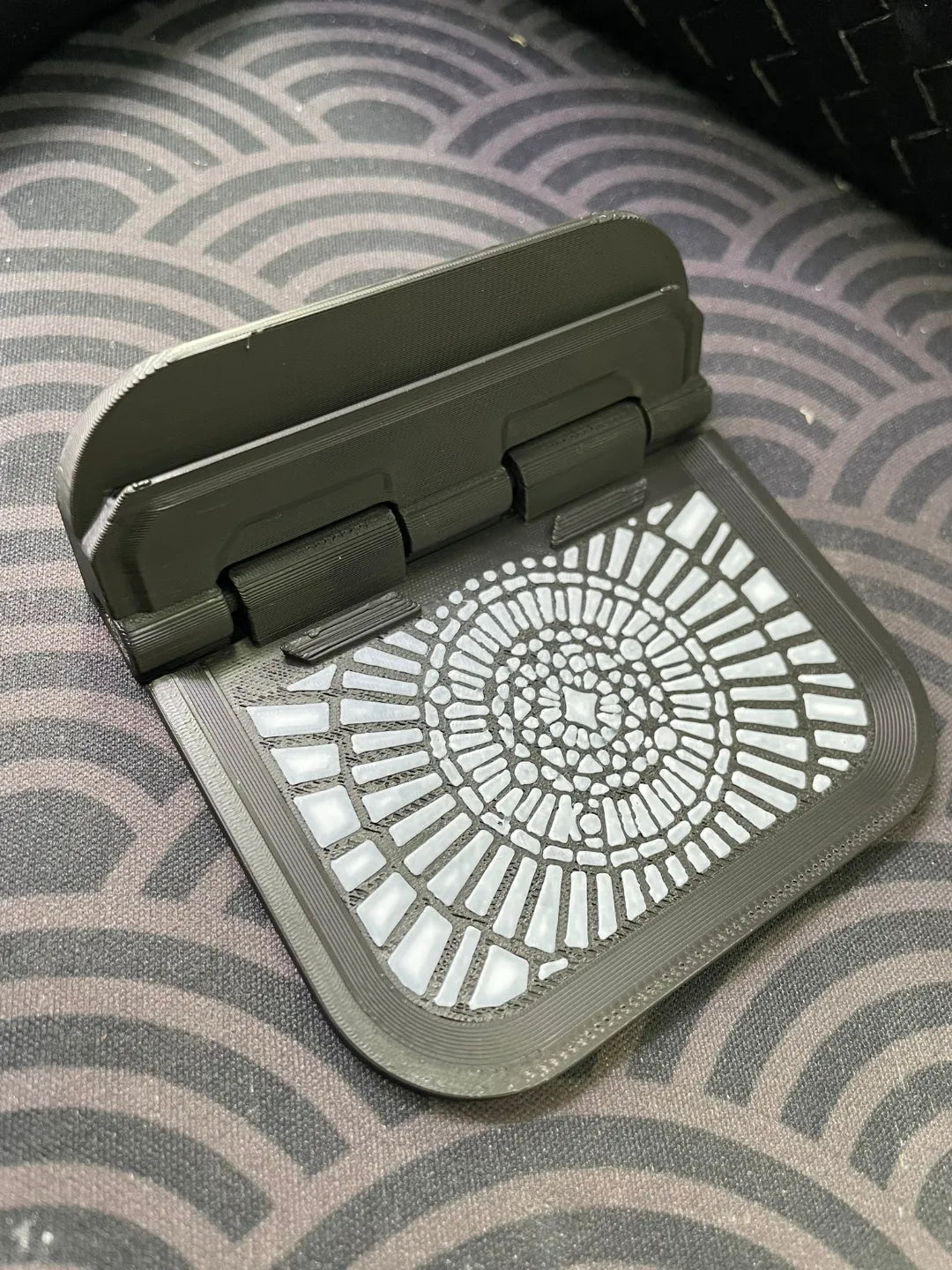 Arcs - Soporte plegable para cartas de la corte