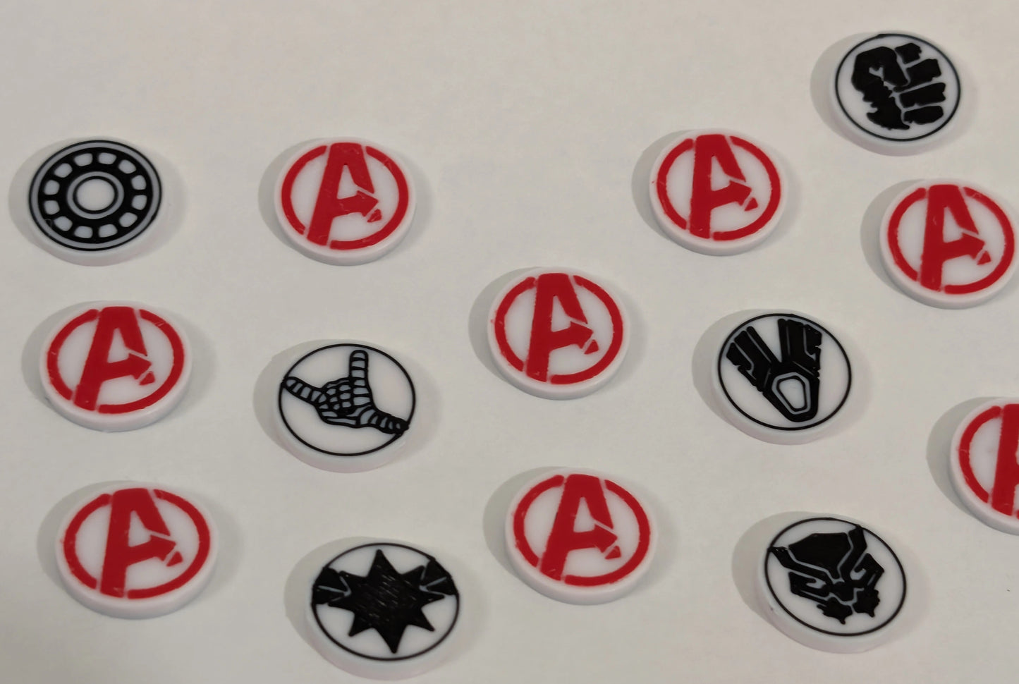 Marvel Champions LCG - Fichas de Activación de Héroes Vengadores Premium