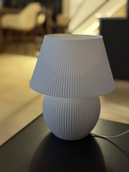 Lámpara de Mesa Seta impresa en 3D con diseño decorativo y luz ambiental para el hogar.