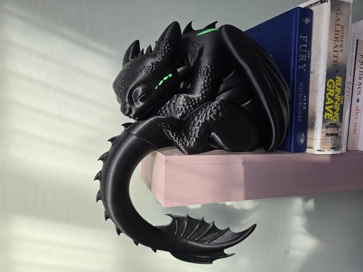Dragón Desdentado Durmiendo para Estantería