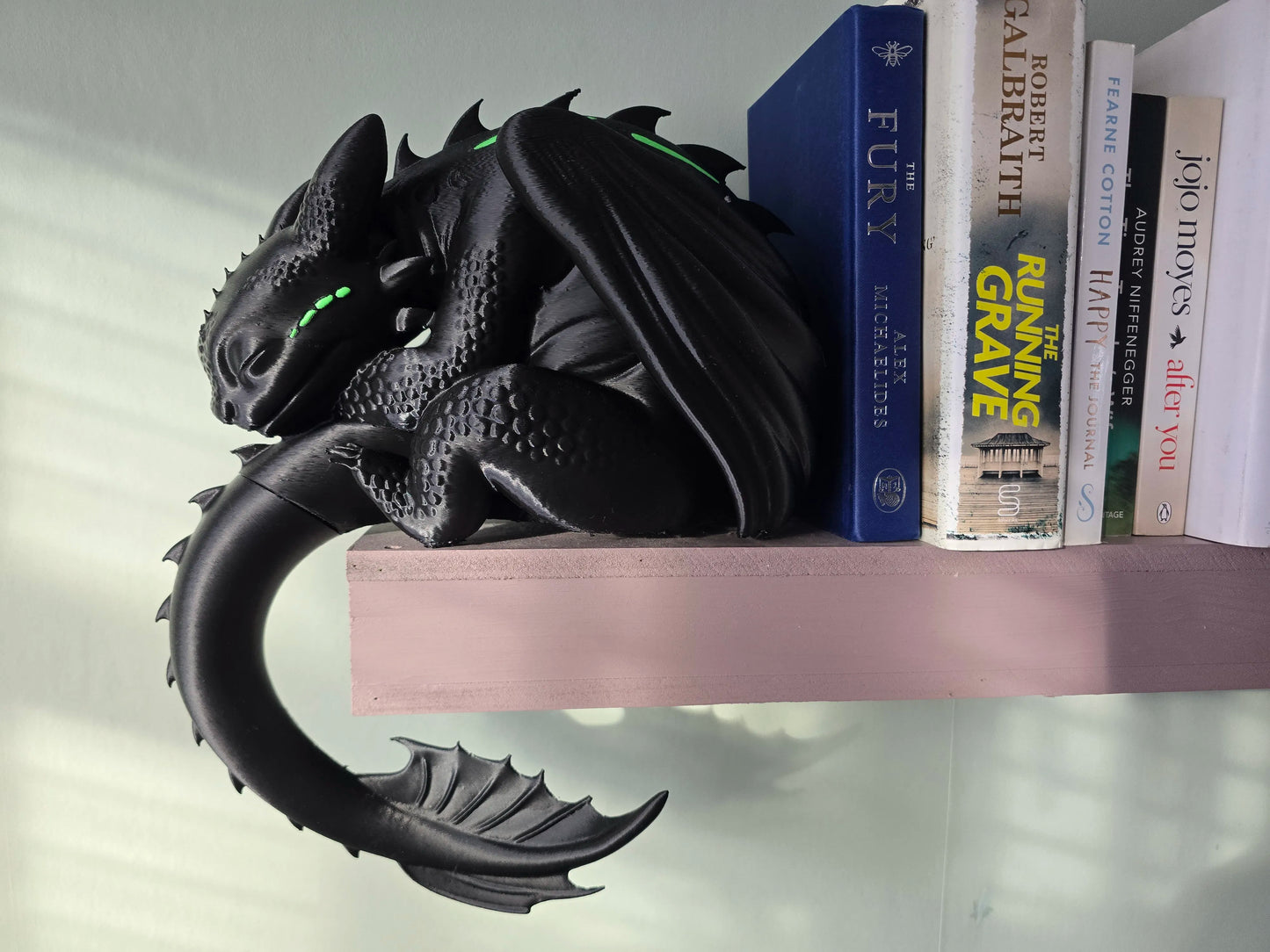 Dragón Desdentado Durmiendo para Estantería