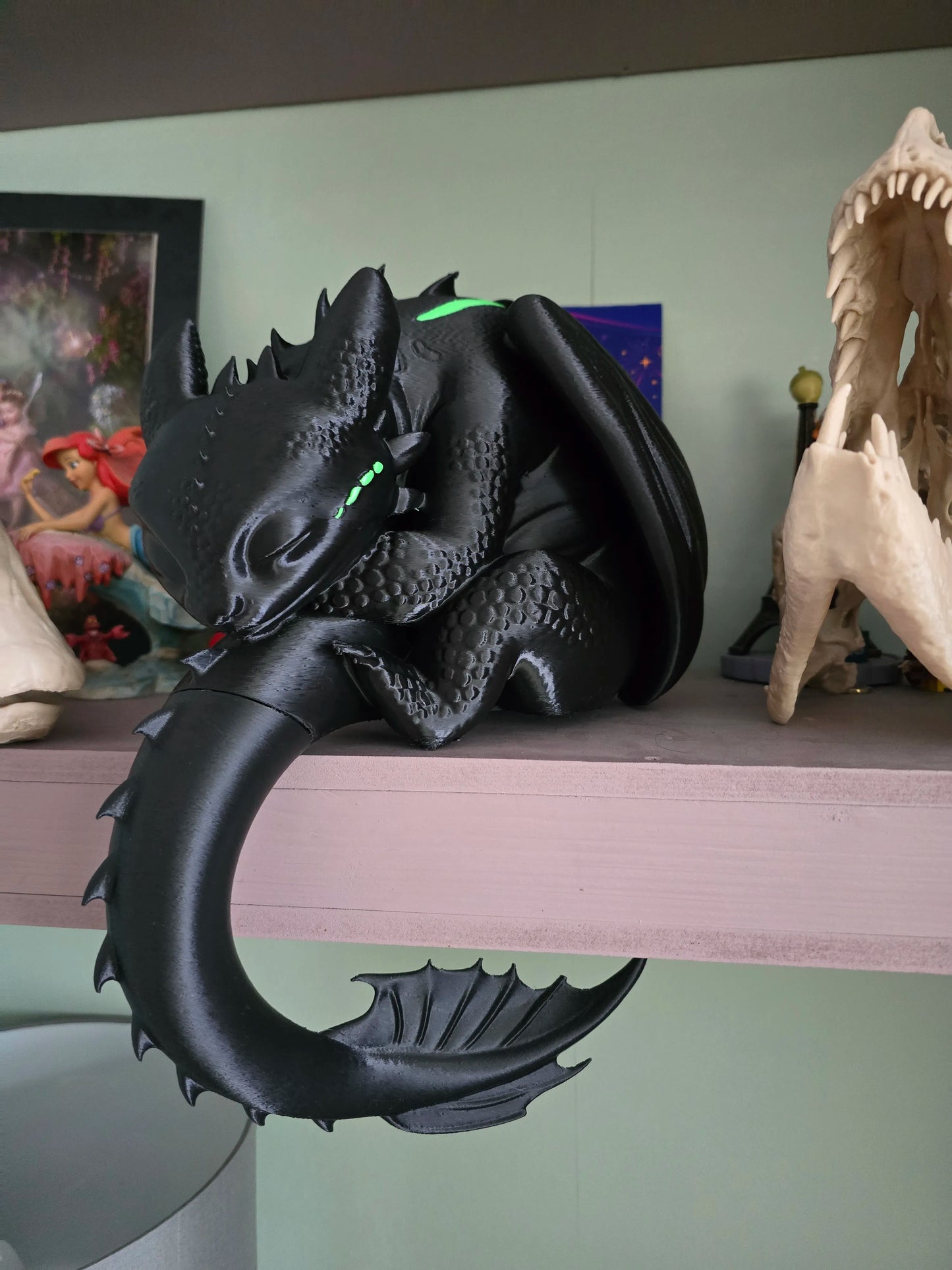 Dragón Desdentado Durmiendo para Estantería