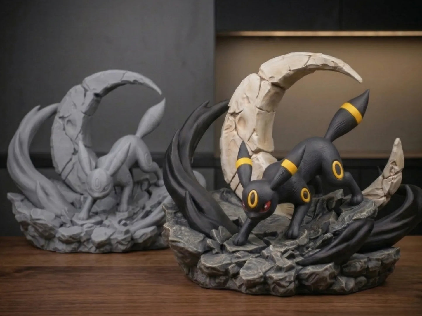 Diorama Pokémon Umbreon Eclipse impreso en 3D con acabado mate y gran nivel de detalle para colección y decoración.