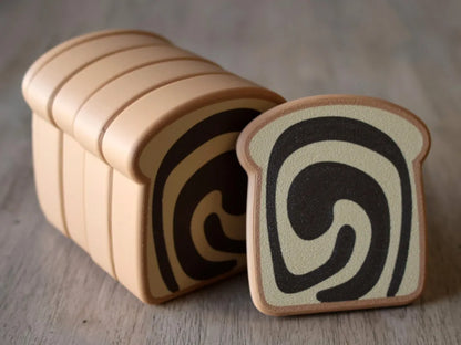Pan de Mármol Magnético Cortable impreso en 3D con piezas magnéticas para cocinitas infantiles y juegos de cocina.