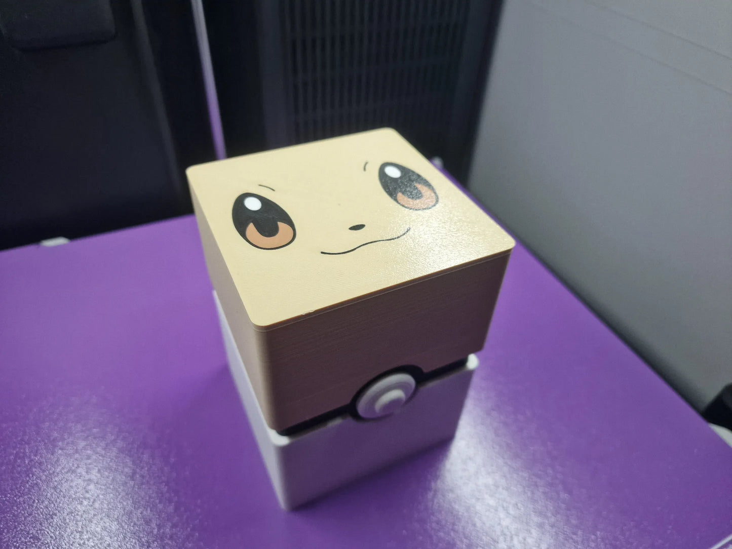 Caja para Mazos de Pokémon Eevee