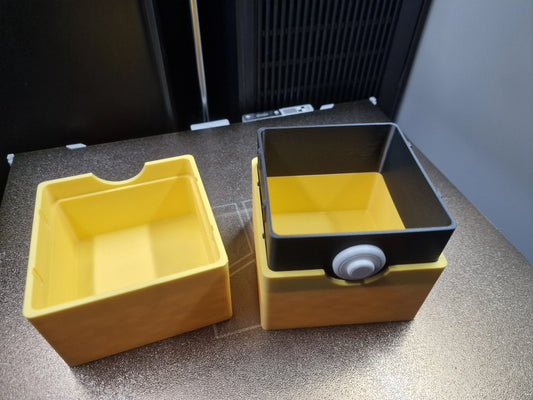 Caja para mazos de Pokémon Pikachu impresa en 3D para guardar y proteger cartas Pokémon